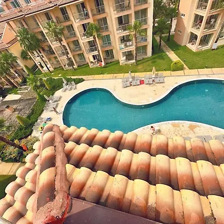 Appartamento Kusadasi Golf Spa Sitesi 3 1 Penthouse Tatil Evi *